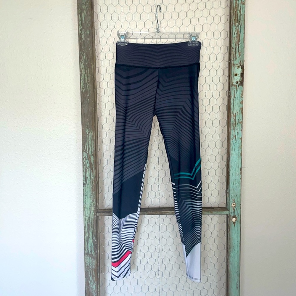 Onzie XS Silky Smooth Leggings.